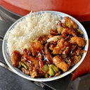 Chicken with Oyster Mushrooms and Vegetables - HOT WOK 